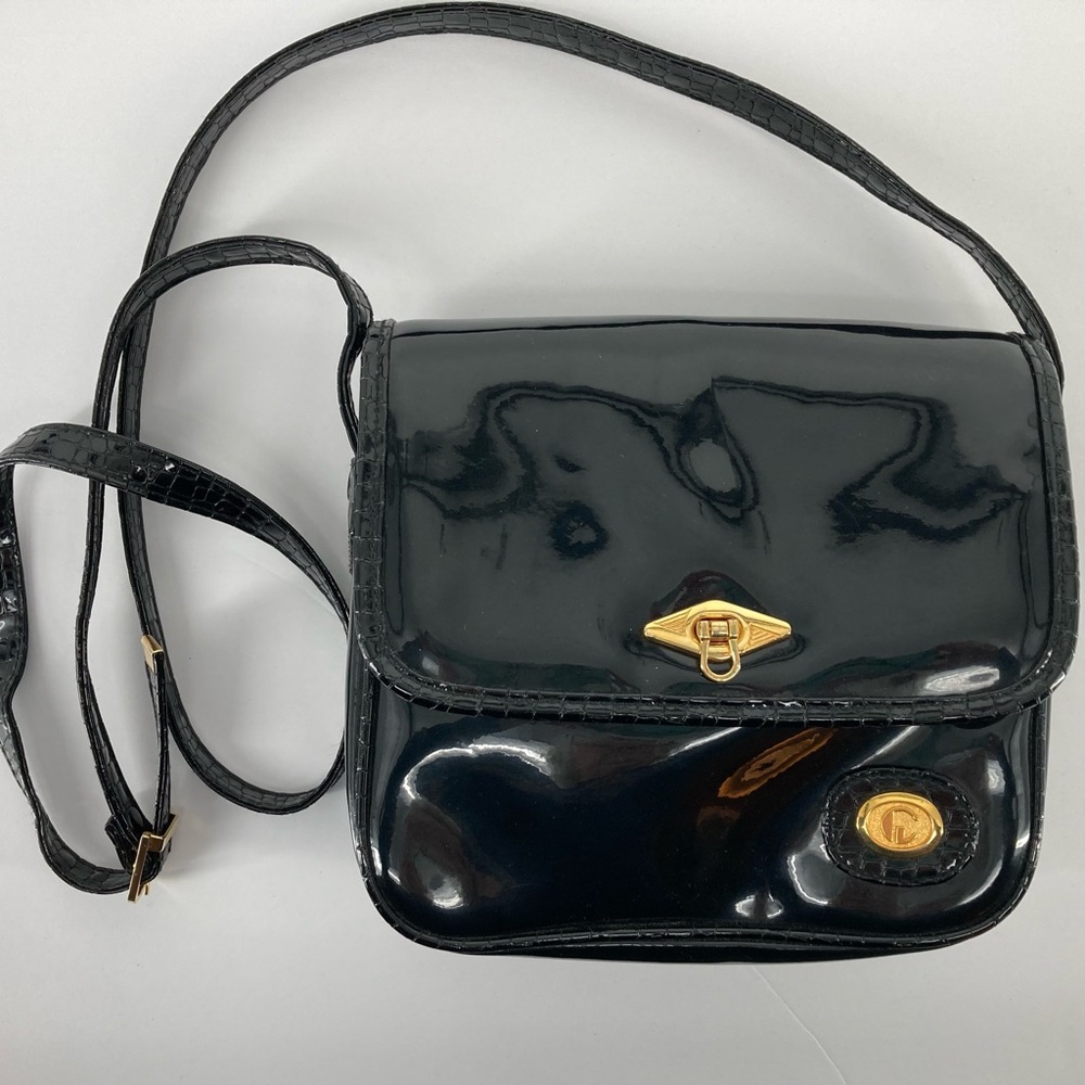 Carryland Womens Handbag Shoulder Crossbody Bag Purse Black Patent Gold Hardware